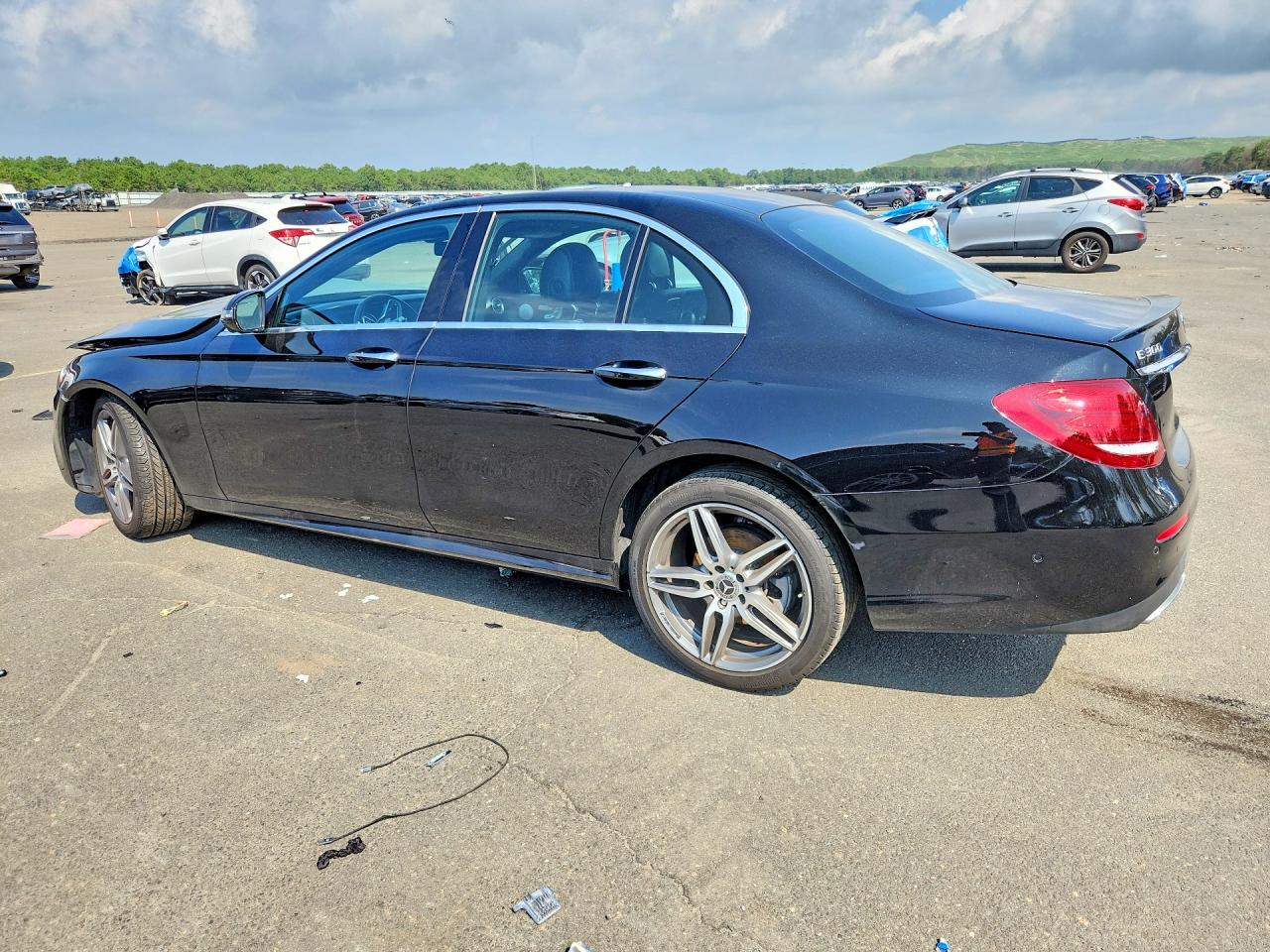 2019 MERCEDES-BENZ E 300 4MATIC — снимка 2