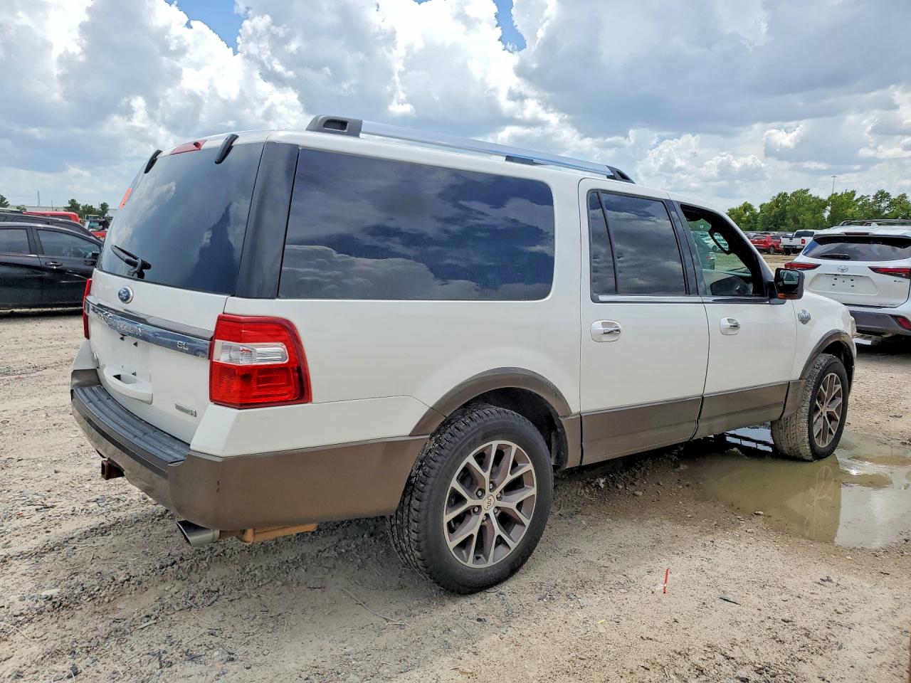 2015 FORD EXPEDITION EL XLT — снимка 3