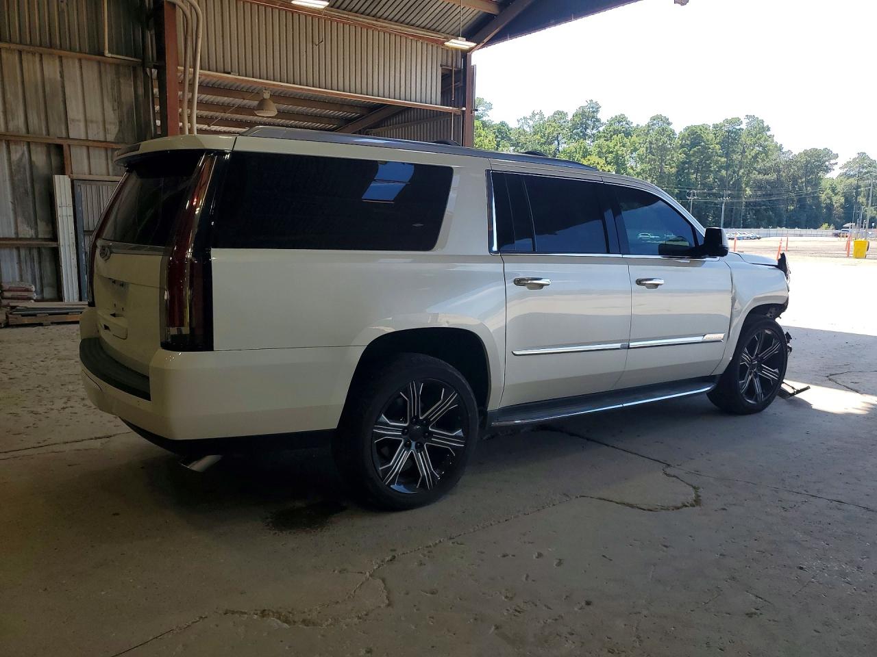 2015 CADILLAC ESCALADE ESV LUXURY — снимка 3