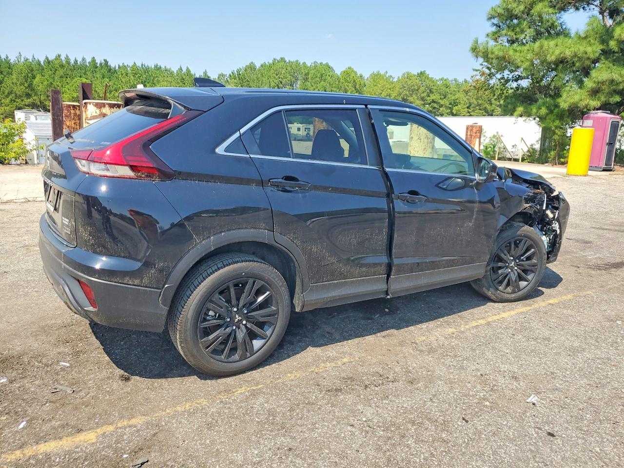 2025 MITSUBISHI ECLIPSE CROSS LE — снимка 3