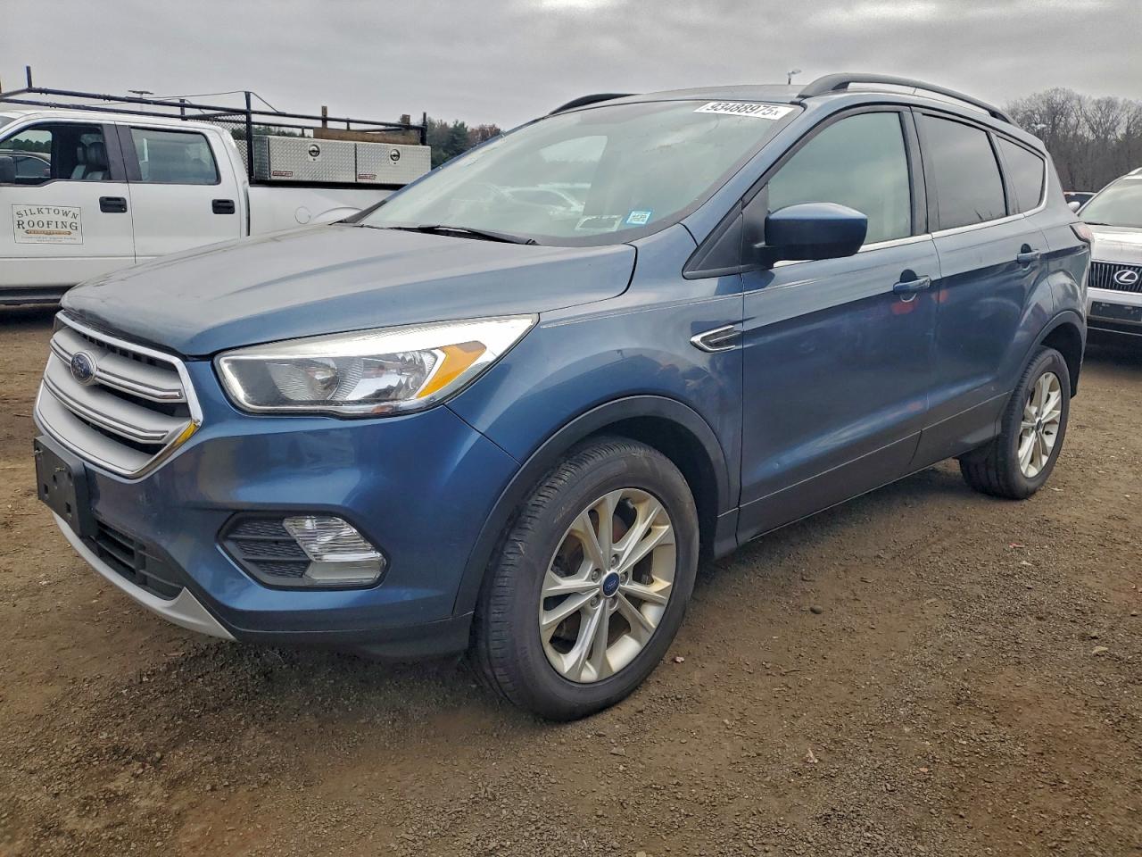 2018 FORD ESCAPE SE