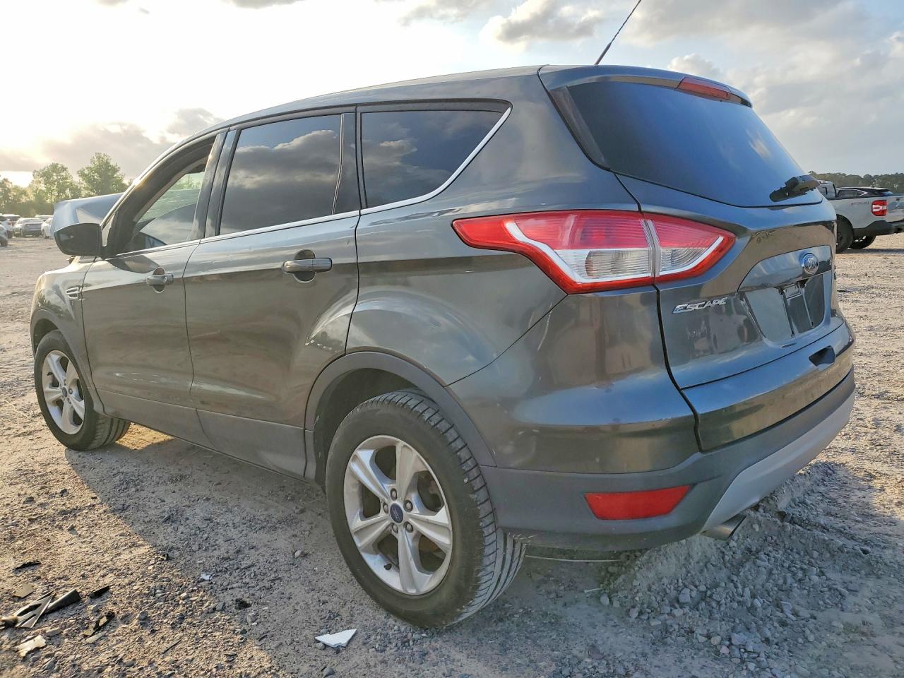 2016 FORD ESCAPE SE — снимка 2