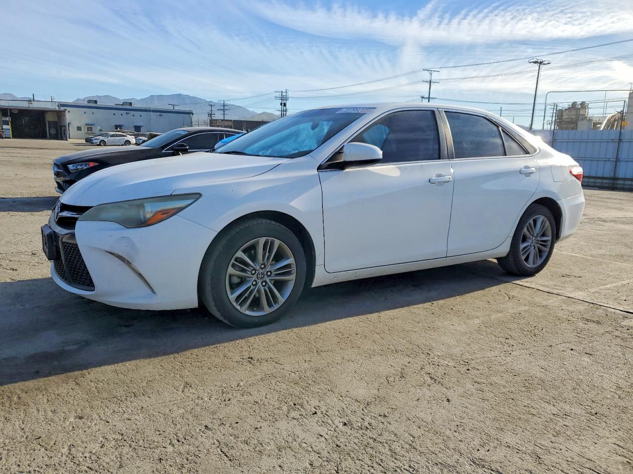 2015 TOYOTA CAMRY LE