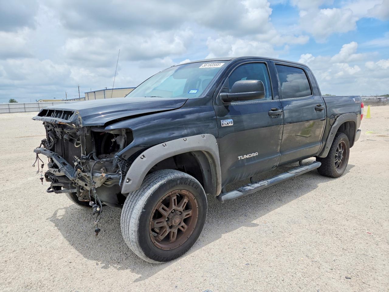 2015 TOYOTA TUNDRA SR5