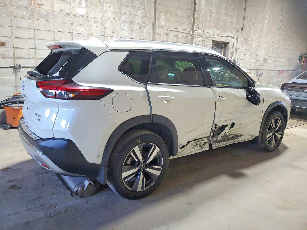 2023 NISSAN ROGUE PLATINUM — снимка 3