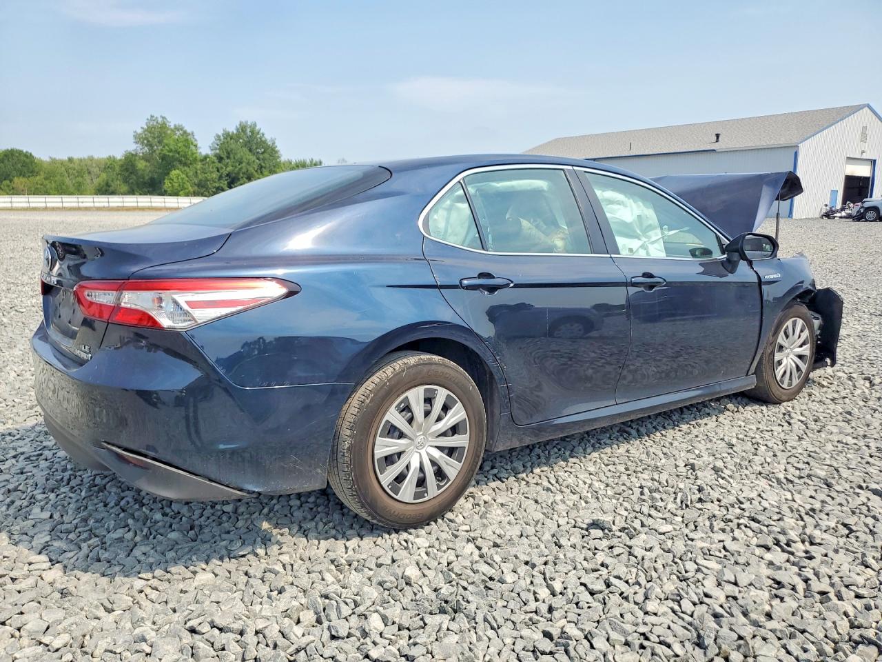 2018 TOYOTA CAMRY LE — снимка 3