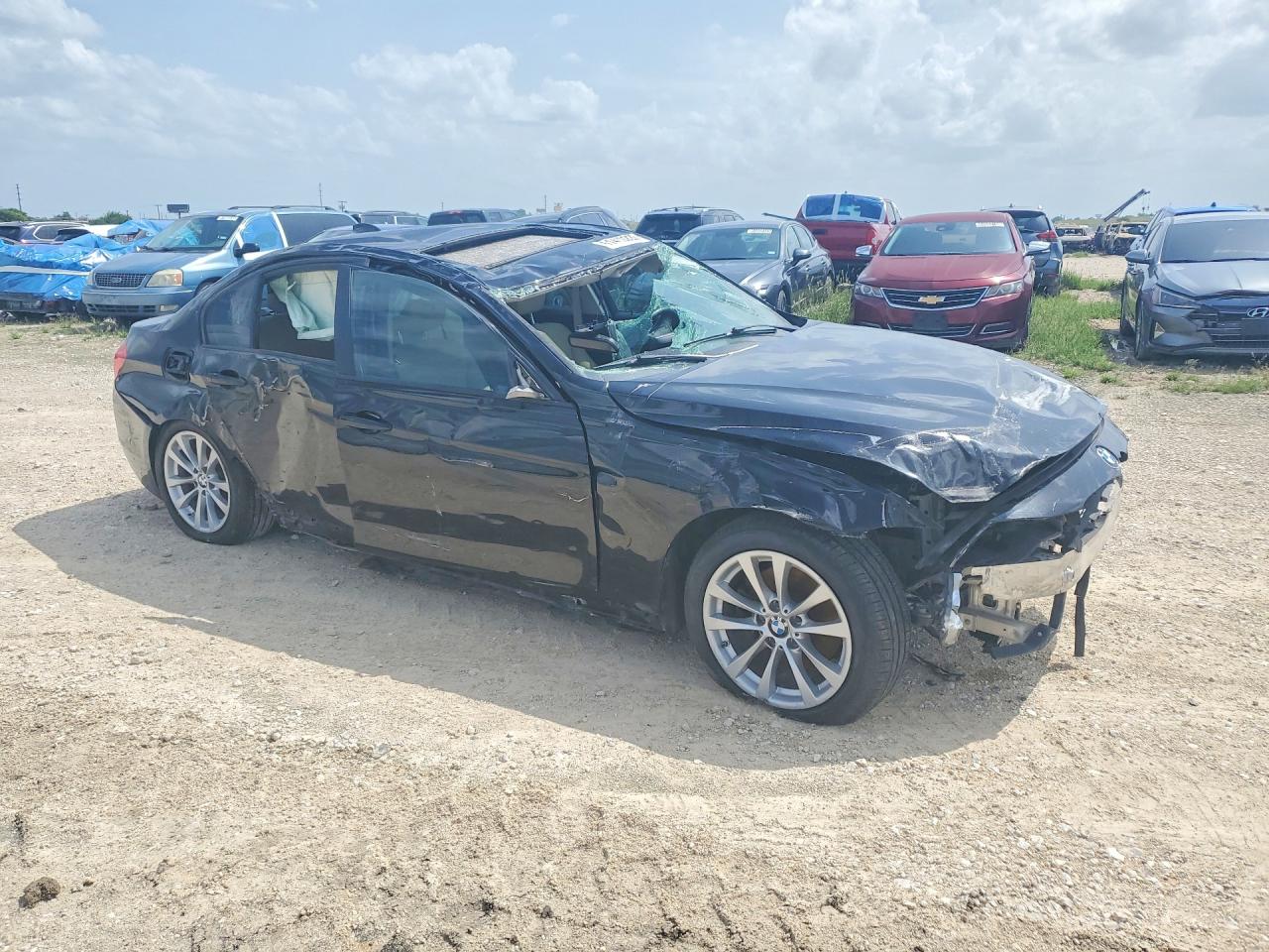 2017 BMW 320 I — снимка 4
