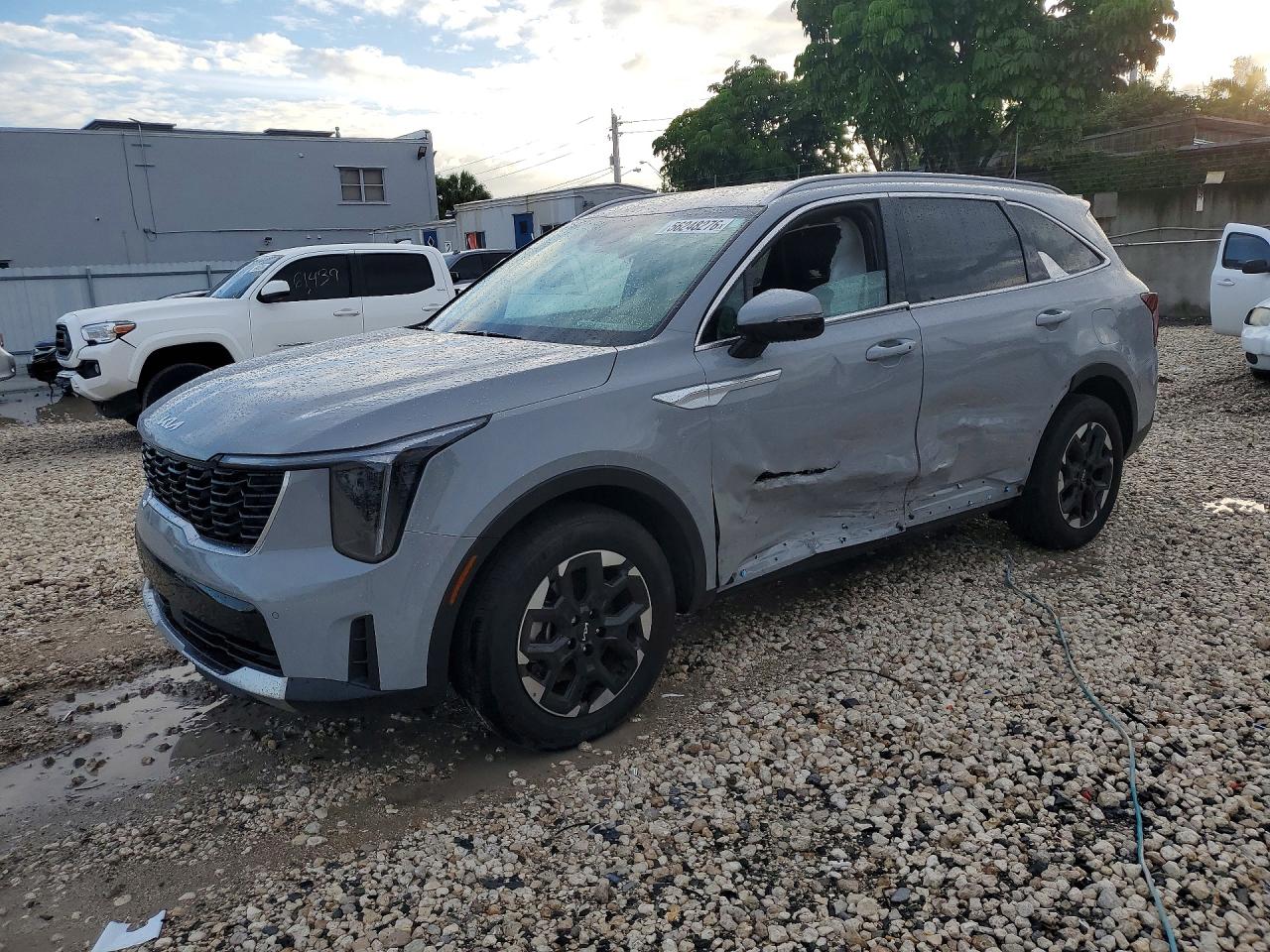 2025 KIA SORENTO S