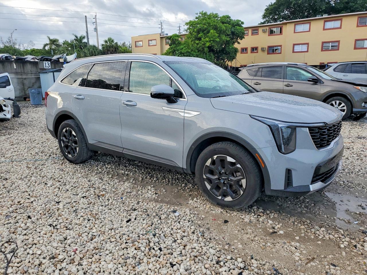 2025 KIA SORENTO S — снимка 4