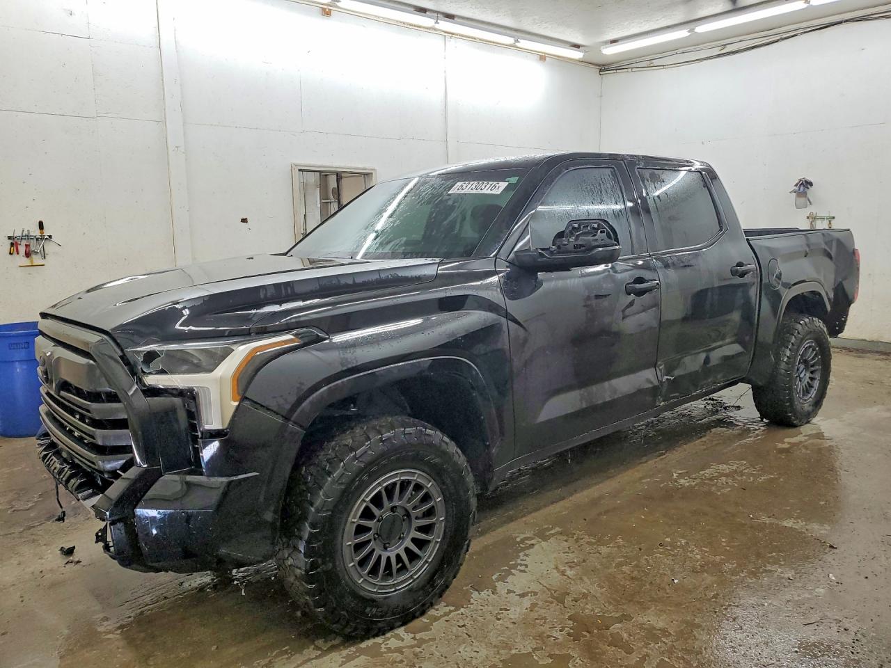 2023 TOYOTA TUNDRA SR