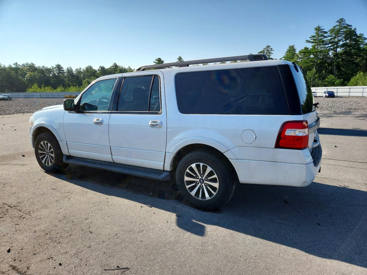 2015 FORD EXPEDITION EL XLT — снимка 2