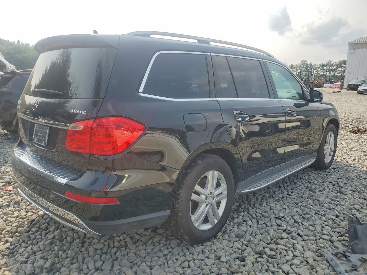 2013 MERCEDES-BENZ GL 450 4MATIC — снимка 3