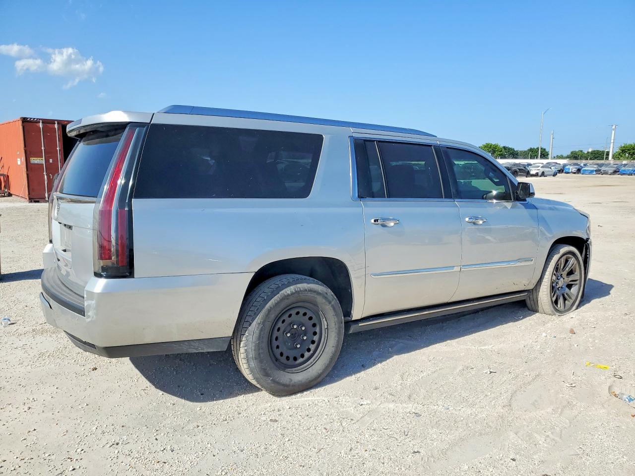 2015 CADILLAC ESCALADE ESV PREMIUM — снимка 3