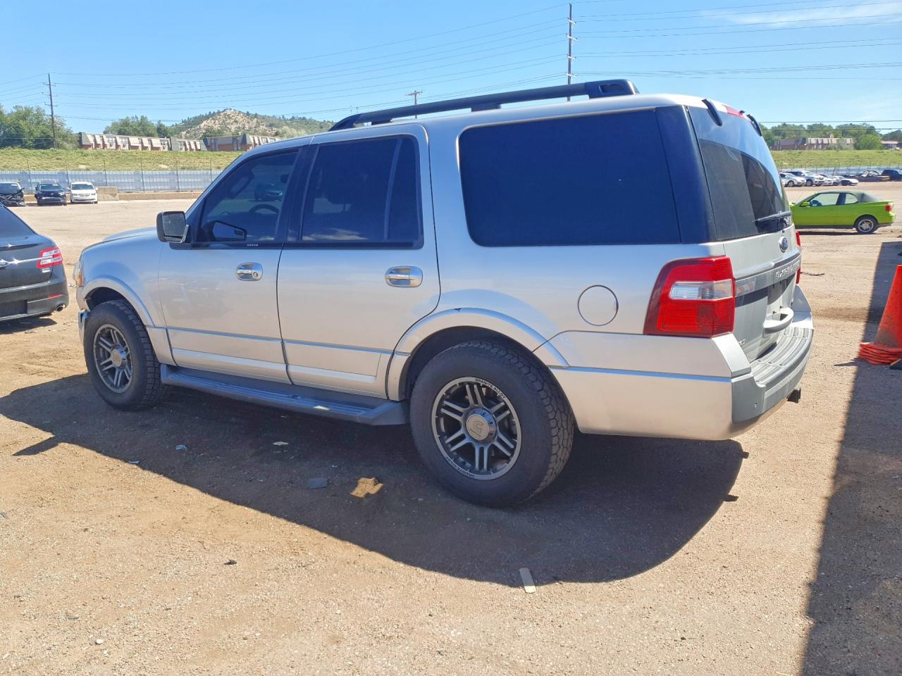2015 FORD EXPEDITION XLT — снимка 2