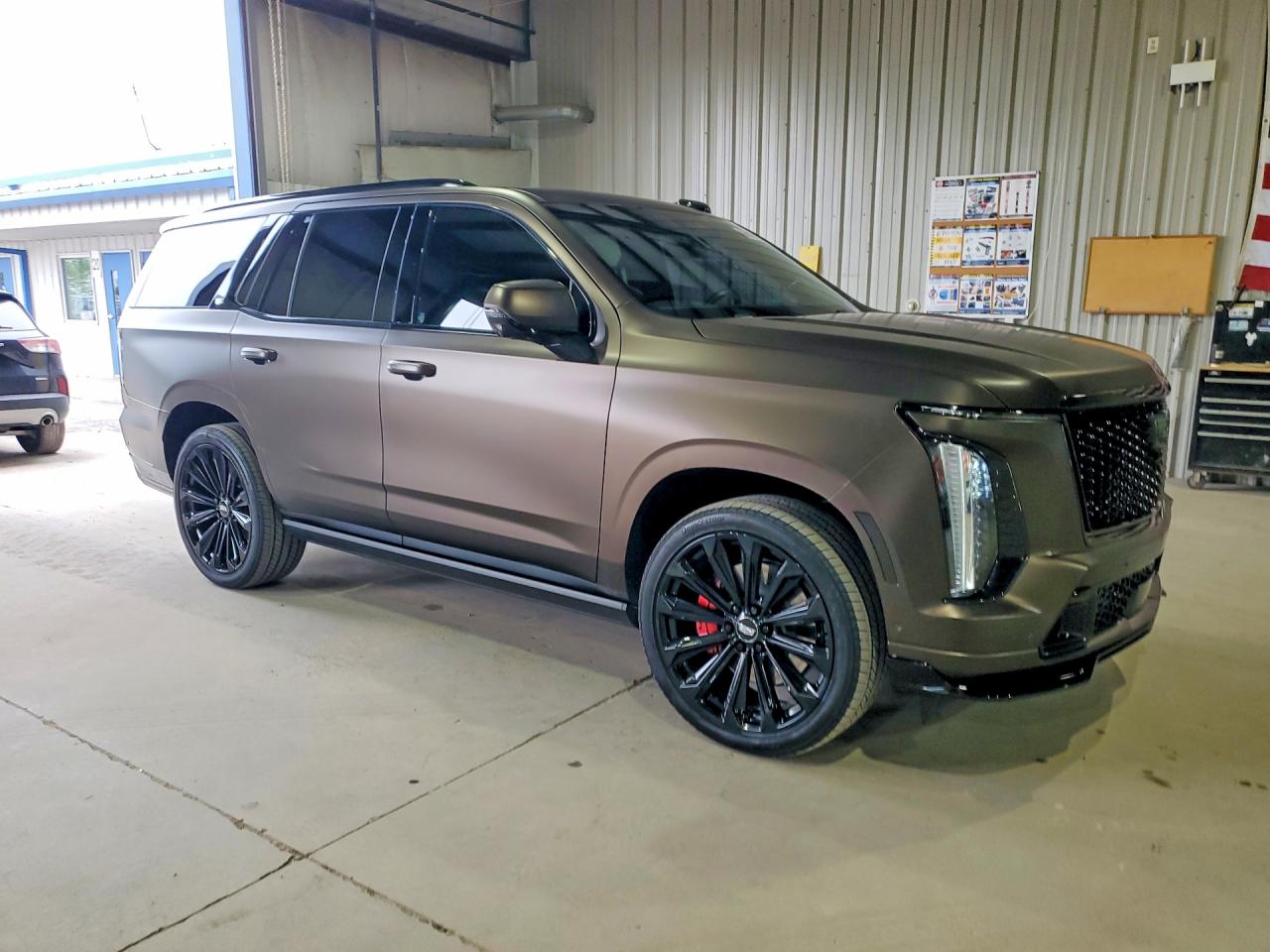 2025 CADILLAC ESCALADE V — снимка 4