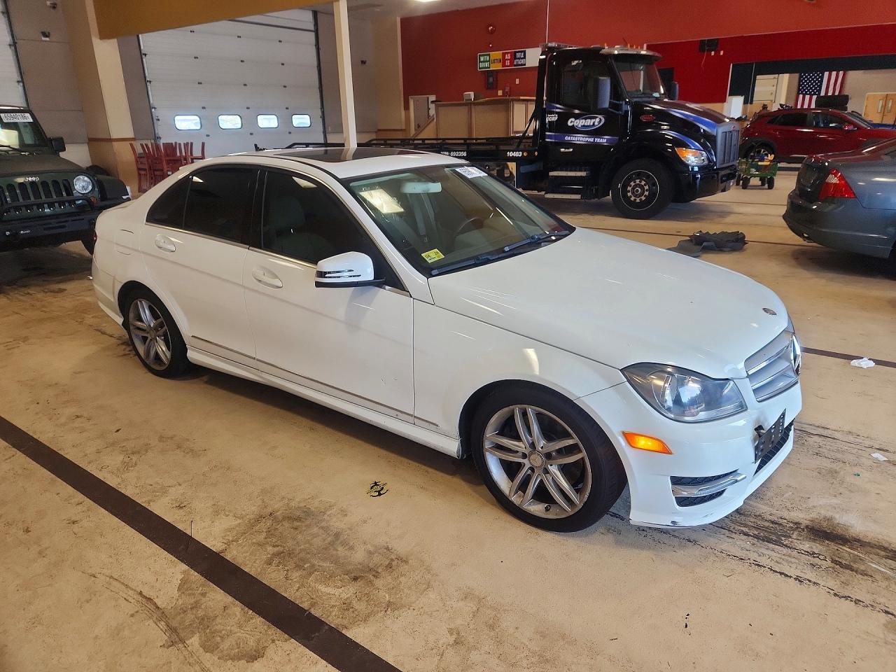 2013 MERCEDES-BENZ C 300 4MATIC — снимка 4