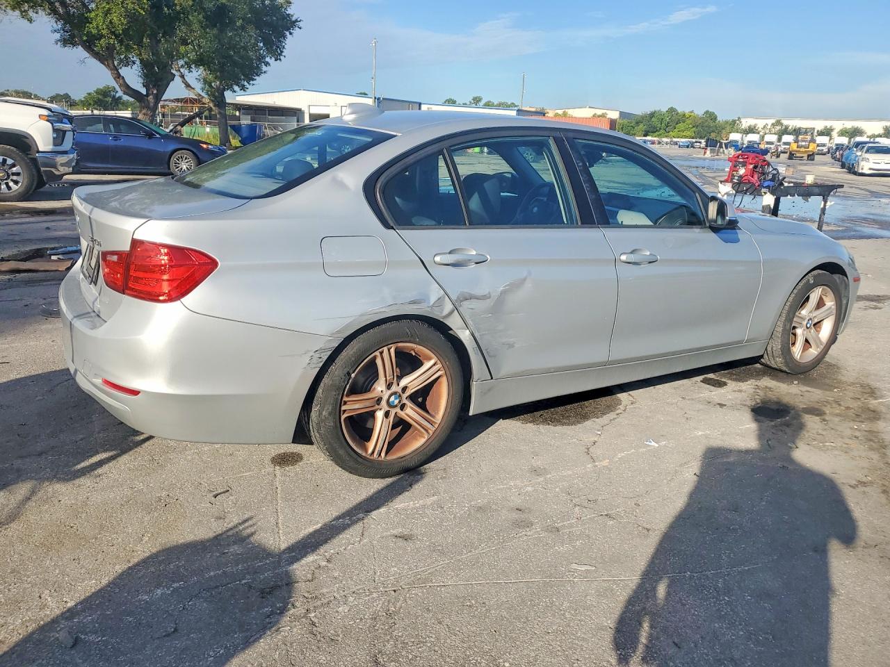 2013 BMW 320 I — снимка 3