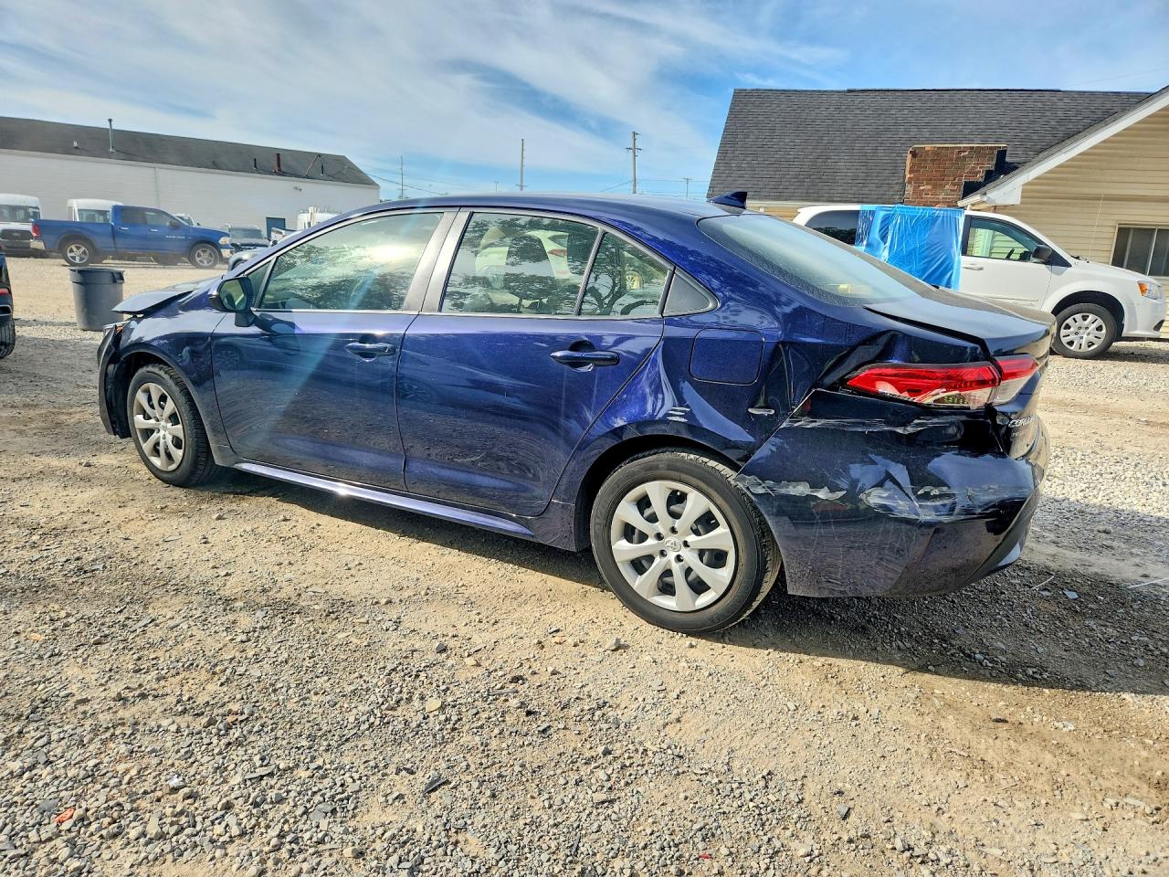 2022 TOYOTA COROLLA LE — снимка 2
