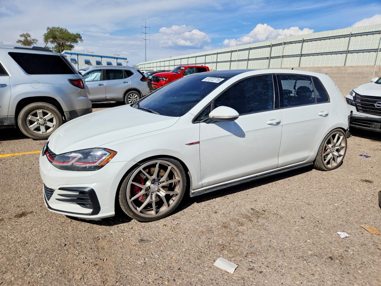 2018 VOLKSWAGEN GTI S/SE