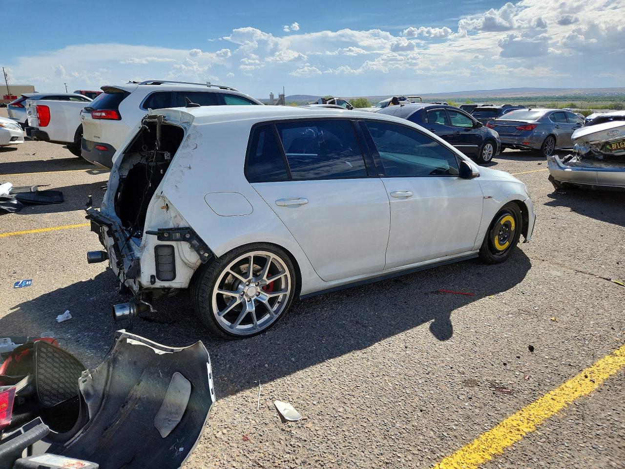 2018 VOLKSWAGEN GTI S/SE — снимка 3