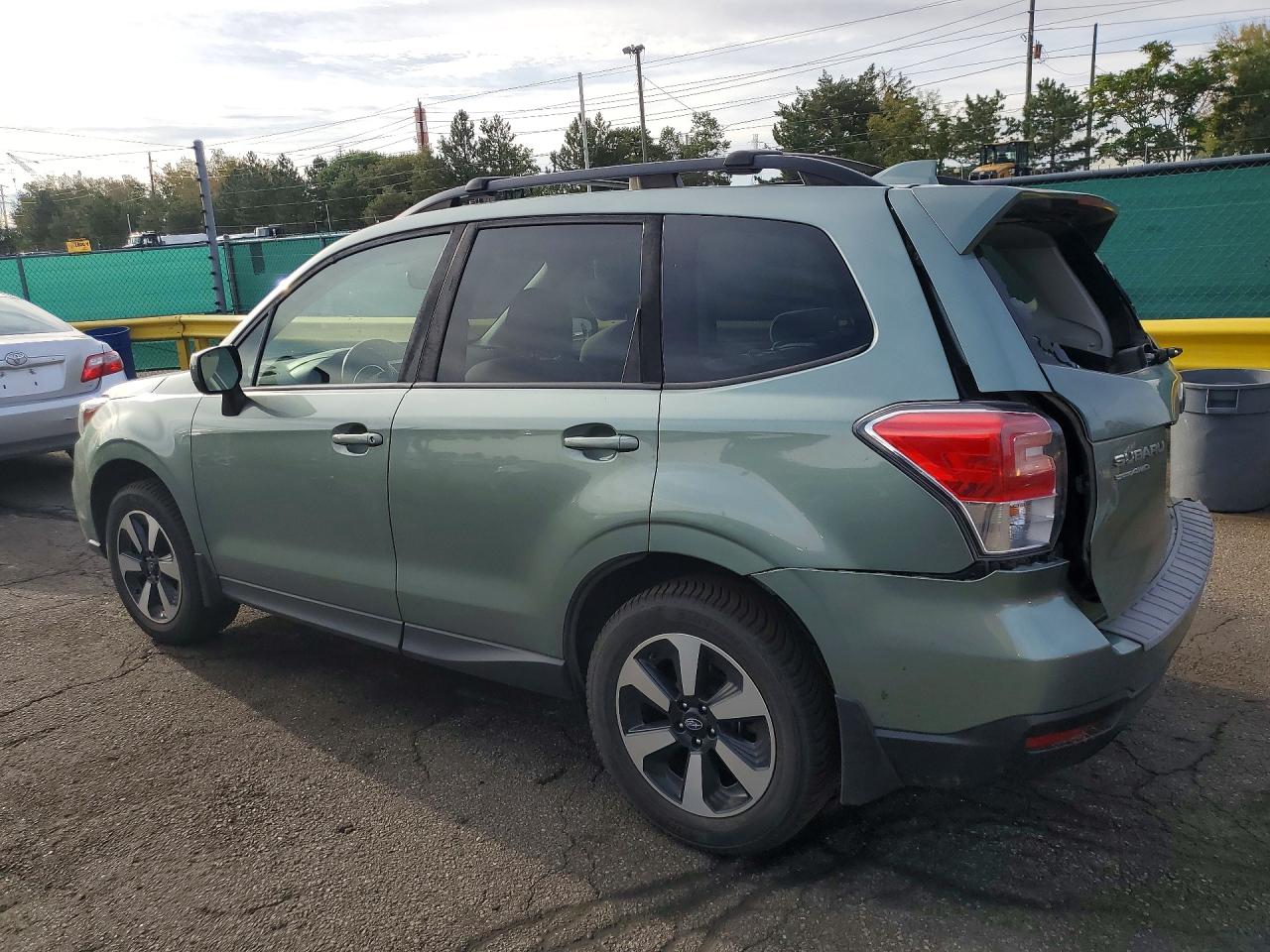 2017 SUBARU FORESTER 2.5I PREMIUM — снимка 2