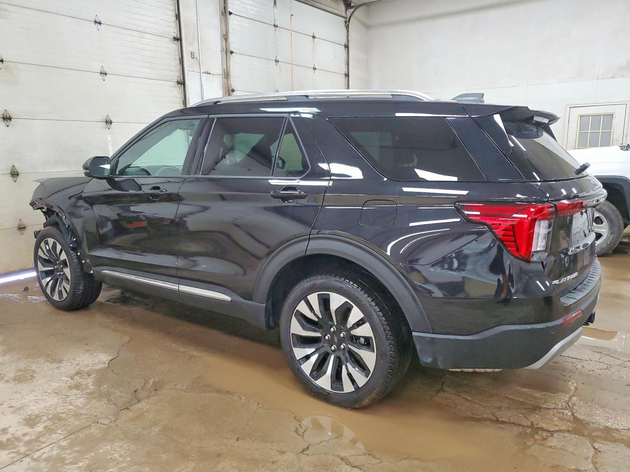 2026 FORD EXPLORER PLATINUM — снимка 2