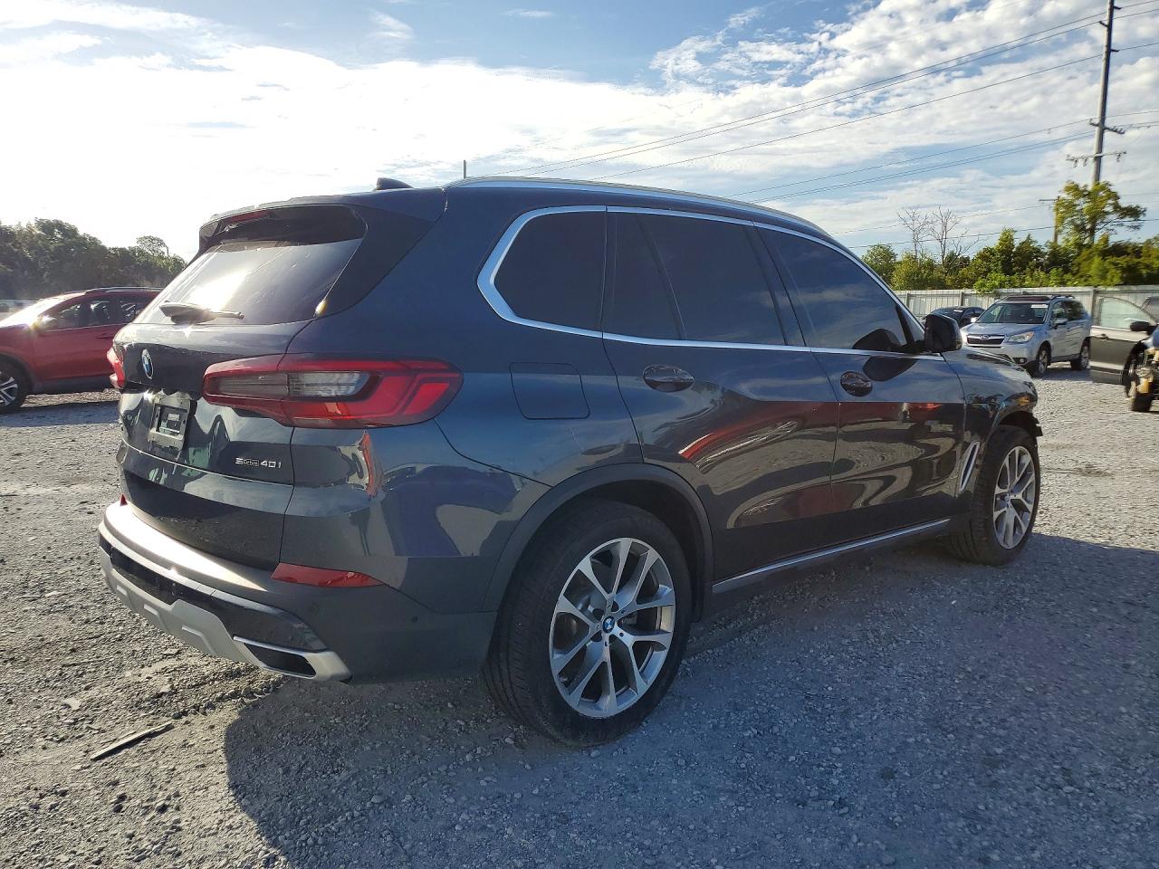 2020 BMW X5 SDRIVE 40I — снимка 3