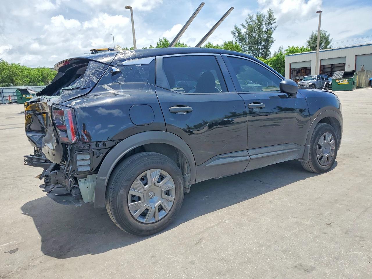 2025 NISSAN KICKS S — снимка 3