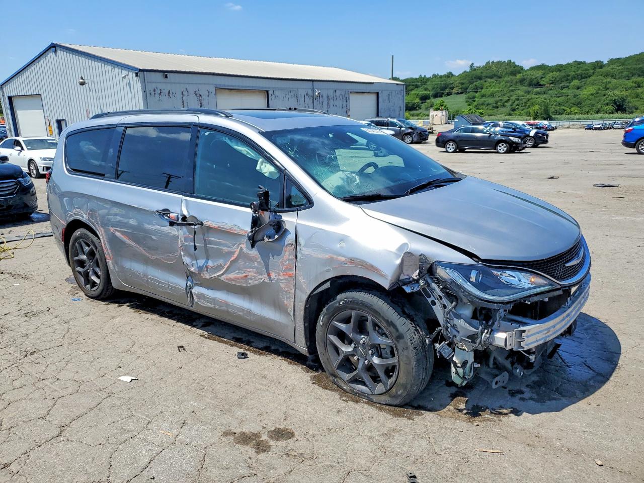 2020 CHRYSLER PACIFICA TOURING L PLUS — снимка 4