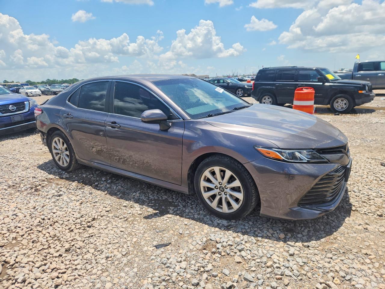 2018 TOYOTA CAMRY LE — снимка 4