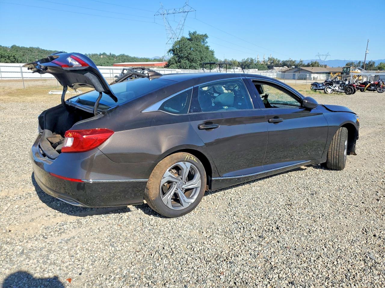 2018 HONDA ACCORD EX — снимка 3
