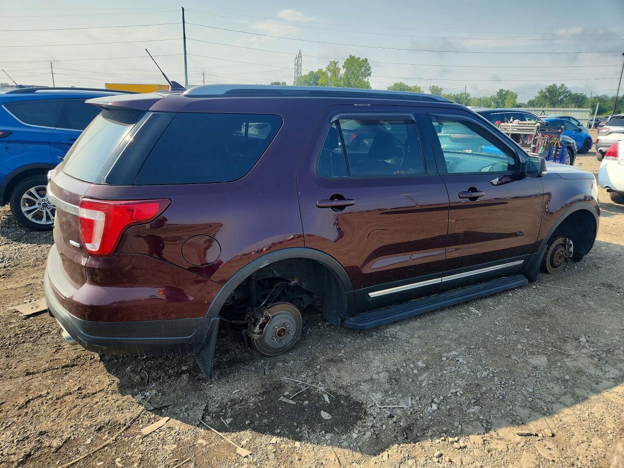 2019 FORD EXPLORER XLT — снимка 3