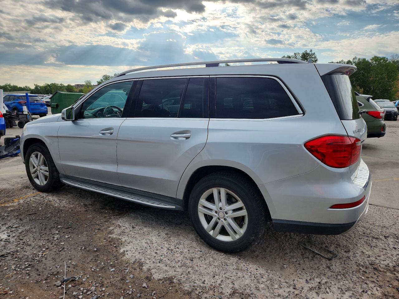 2013 MERCEDES-BENZ GL 450 4MATIC — снимка 2