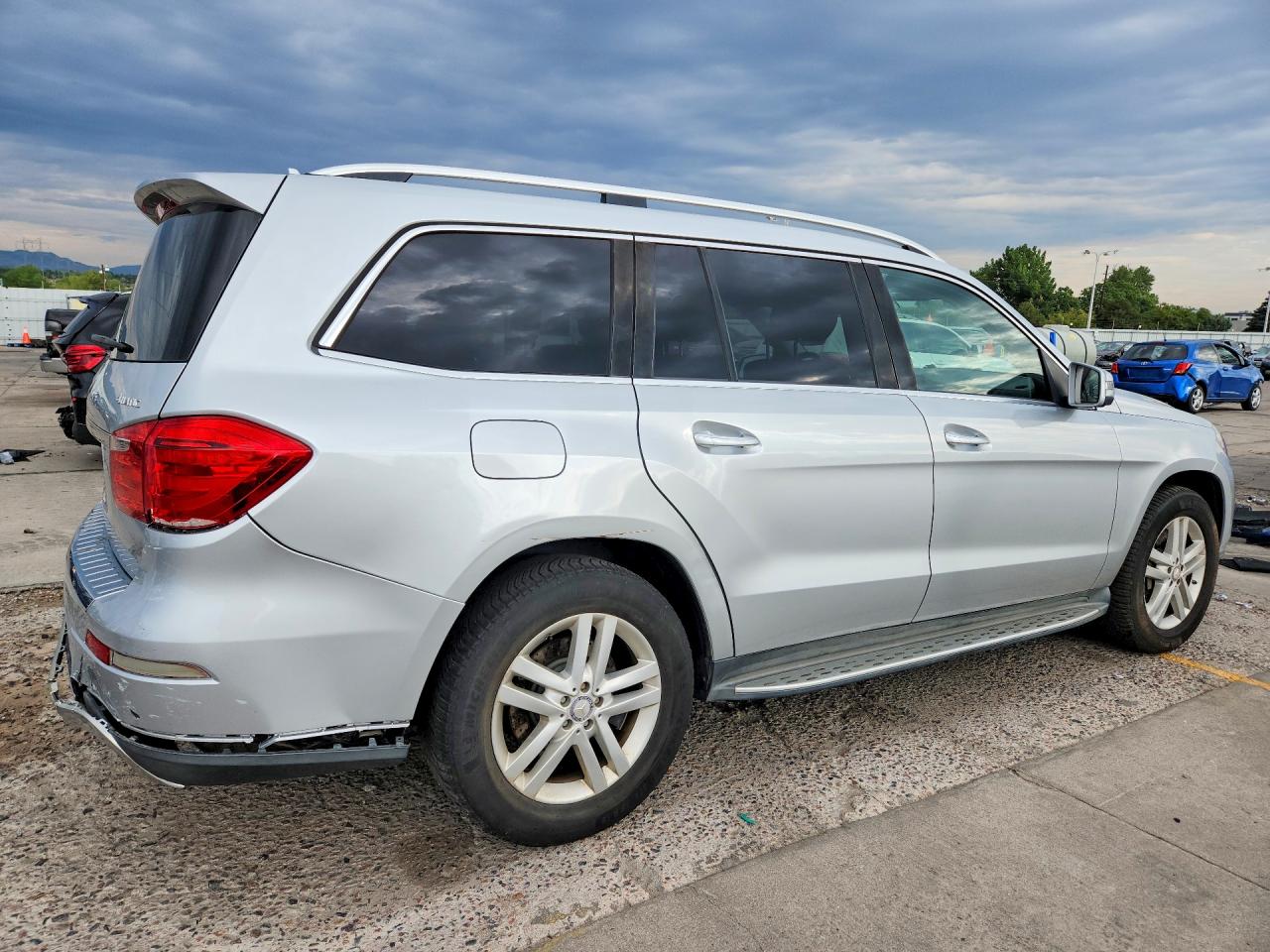 2013 MERCEDES-BENZ GL 450 4MATIC — снимка 3