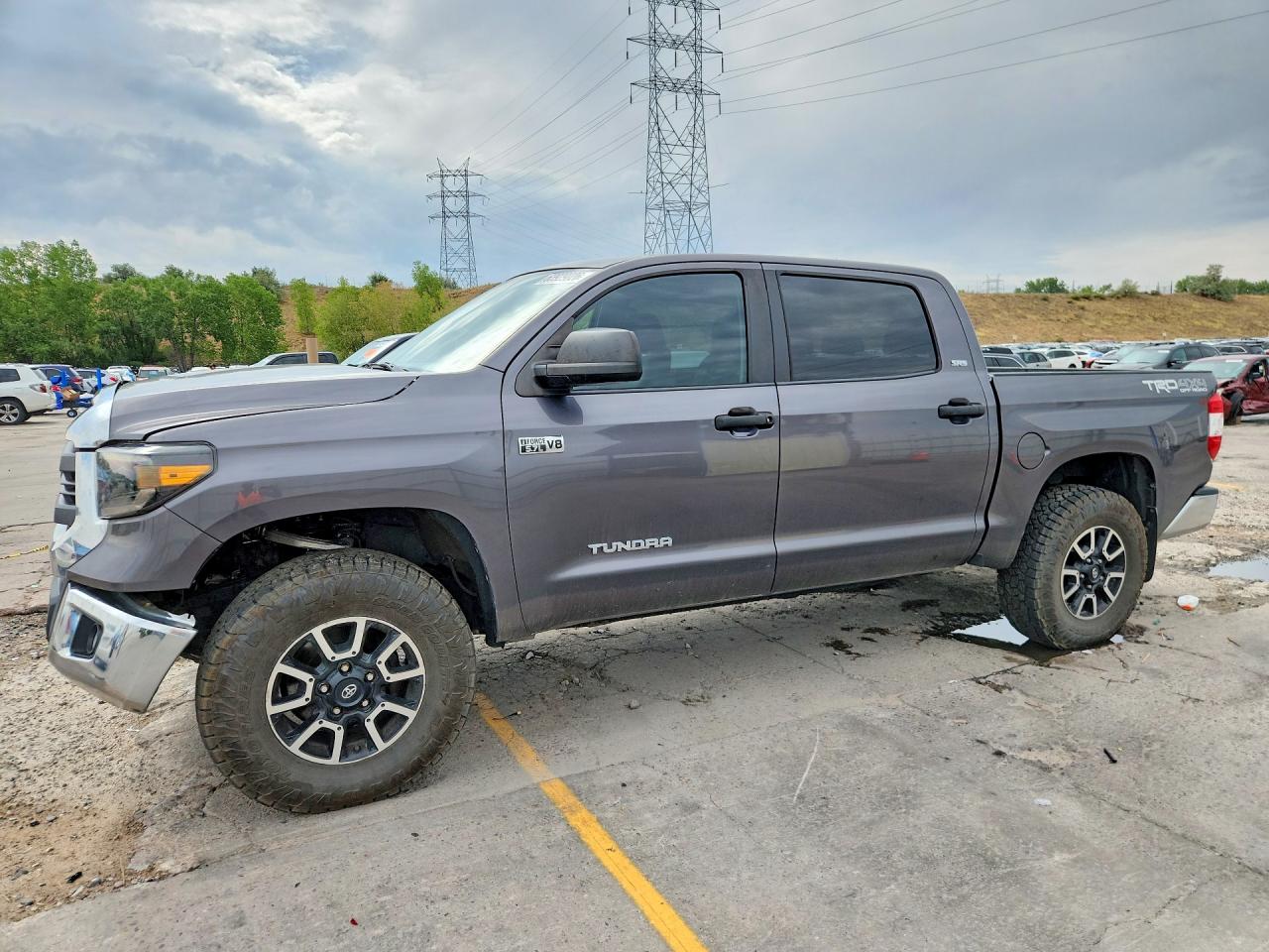 2015 TOYOTA TUNDRA SR5