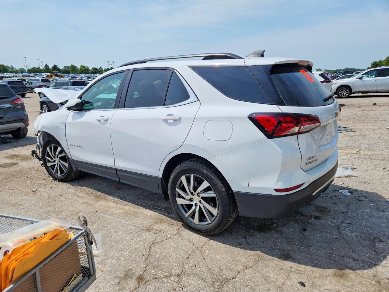 2023 CHEVROLET EQUINOX LT — снимка 2