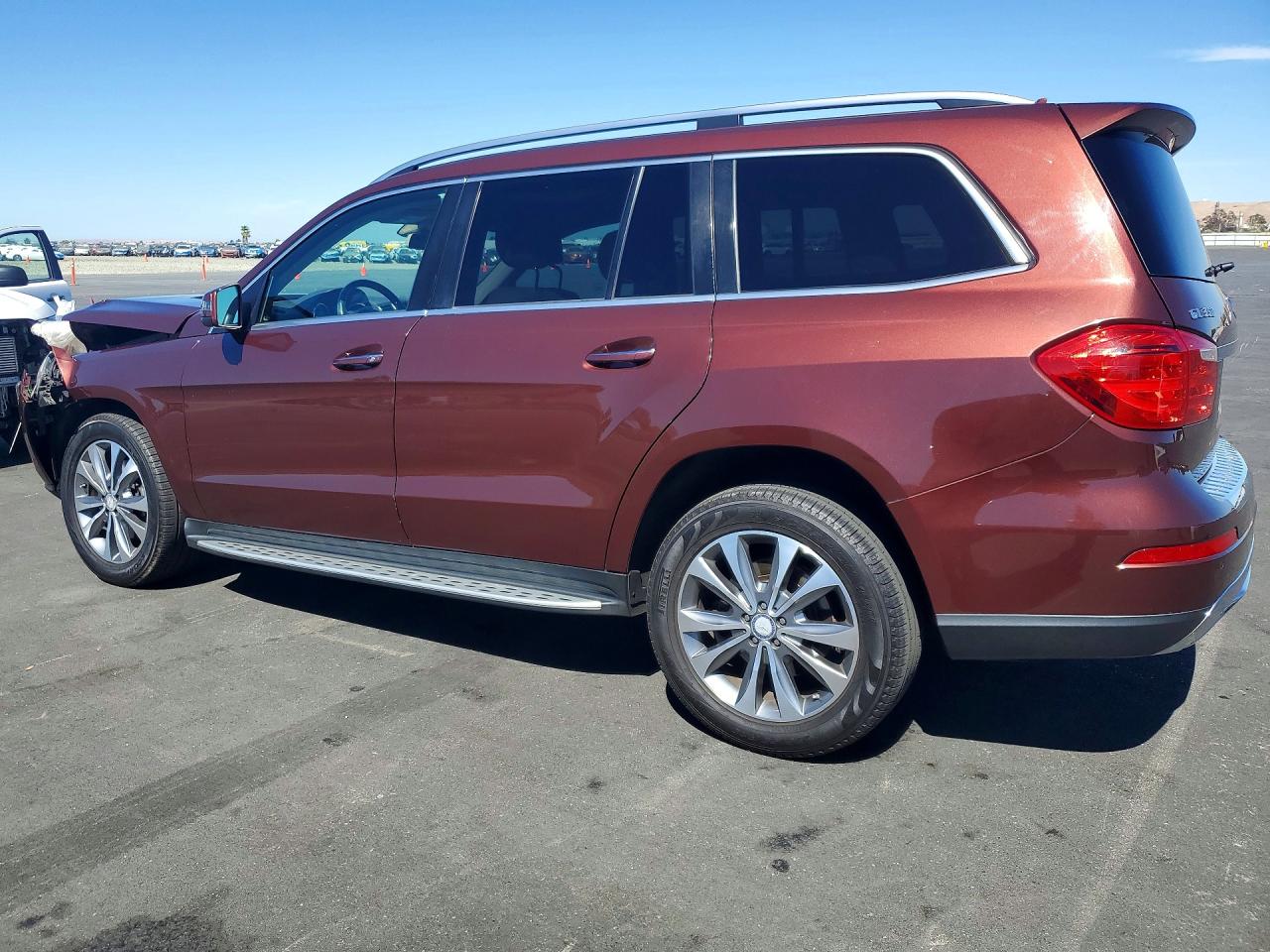 2013 MERCEDES-BENZ GL 350 BLUETEC — снимка 2
