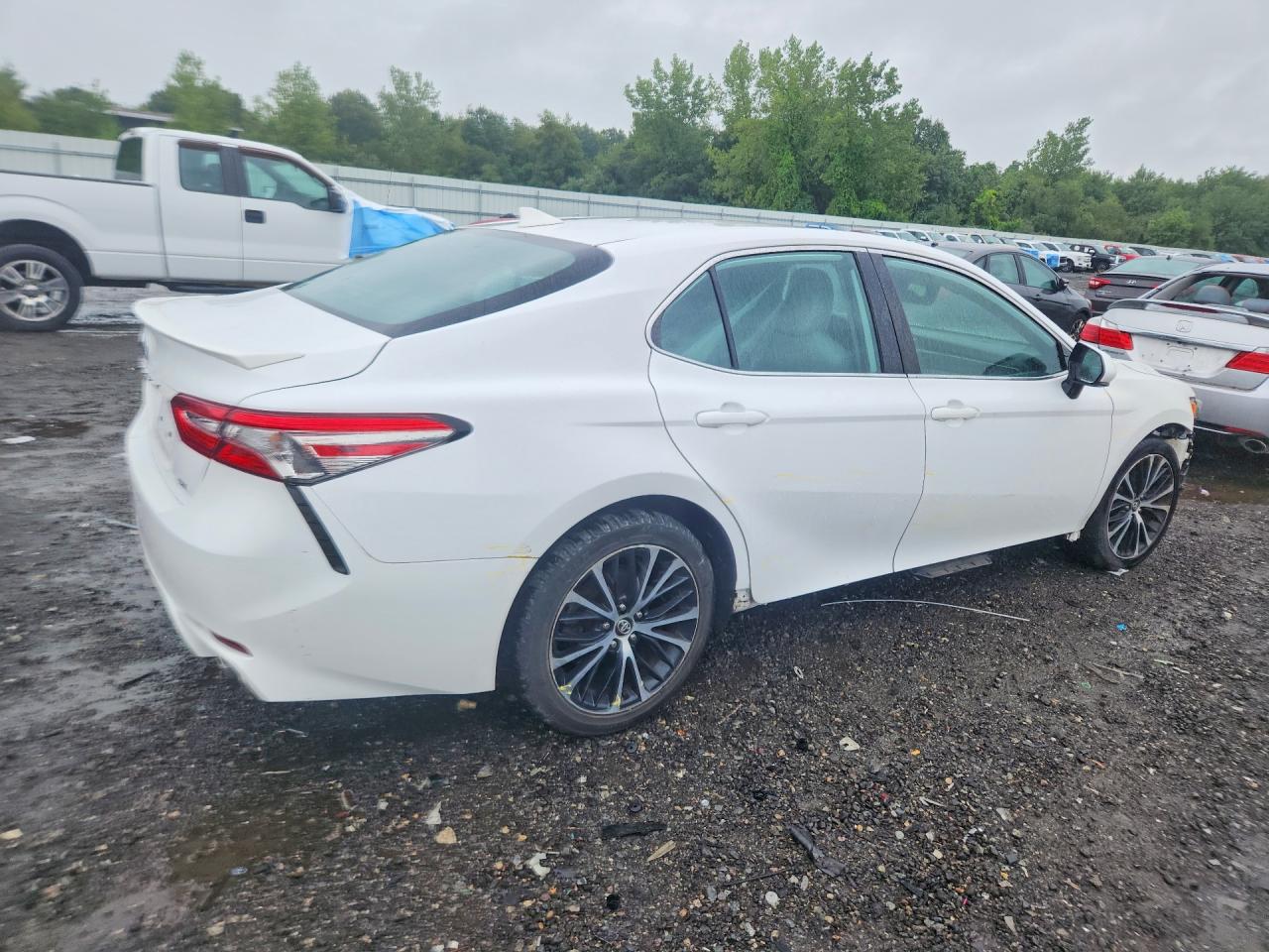 2019 TOYOTA CAMRY SE — снимка 3