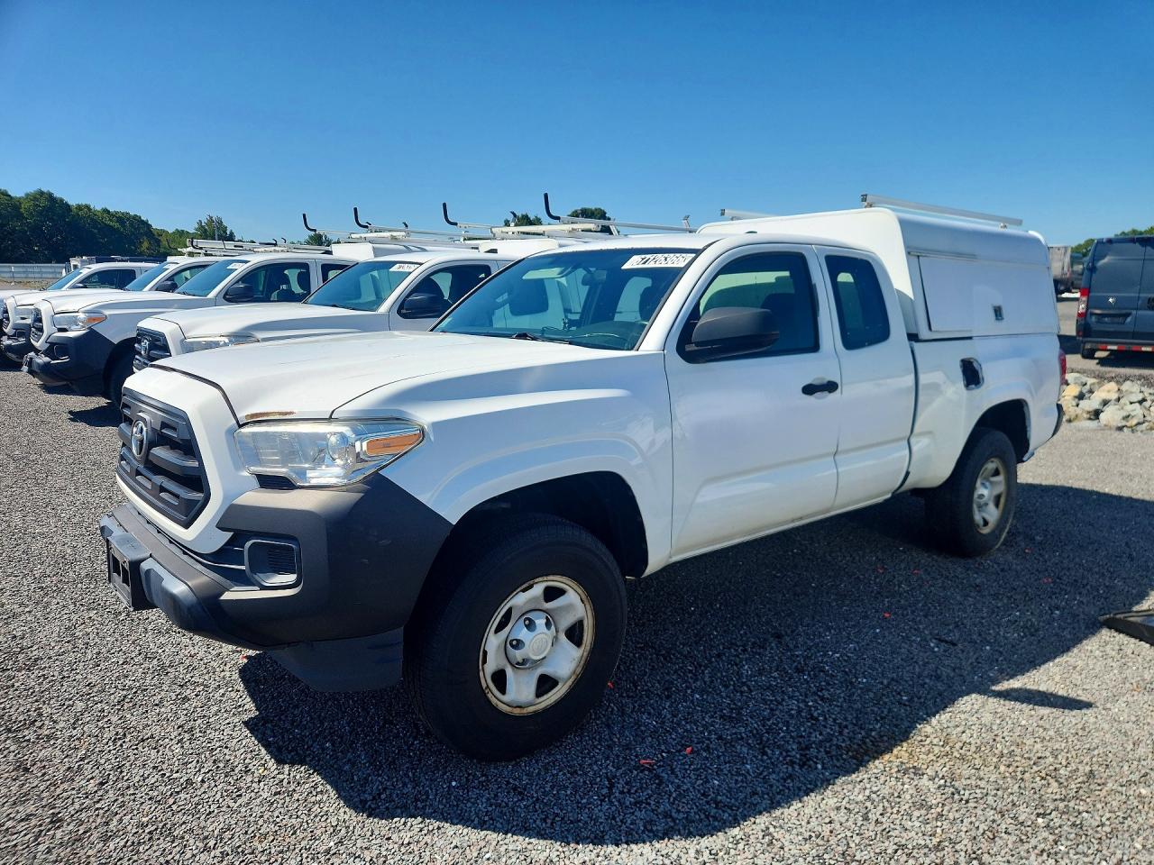 2016 TOYOTA TACOMA SR