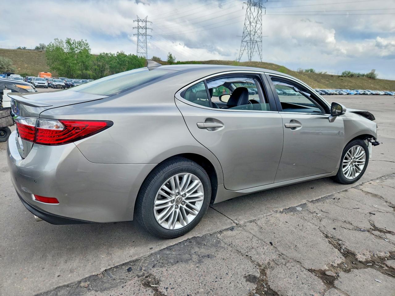 2015 LEXUS ES 350 — снимка 3