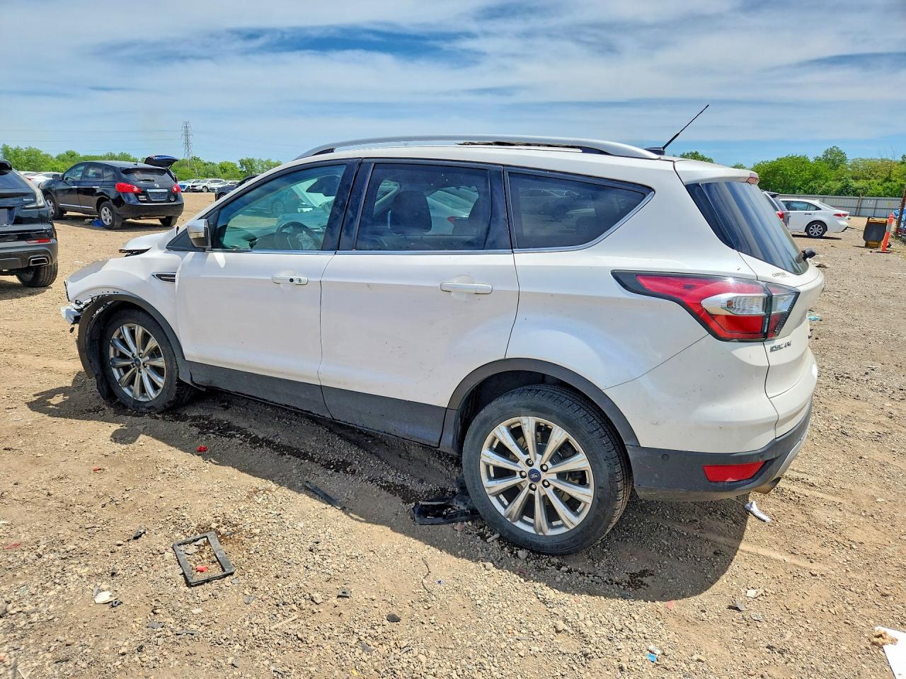 2017 FORD ESCAPE TITANIUM — снимка 2