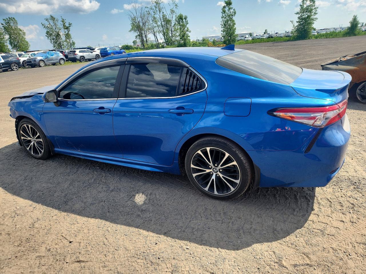 2018 TOYOTA CAMRY L — снимка 2