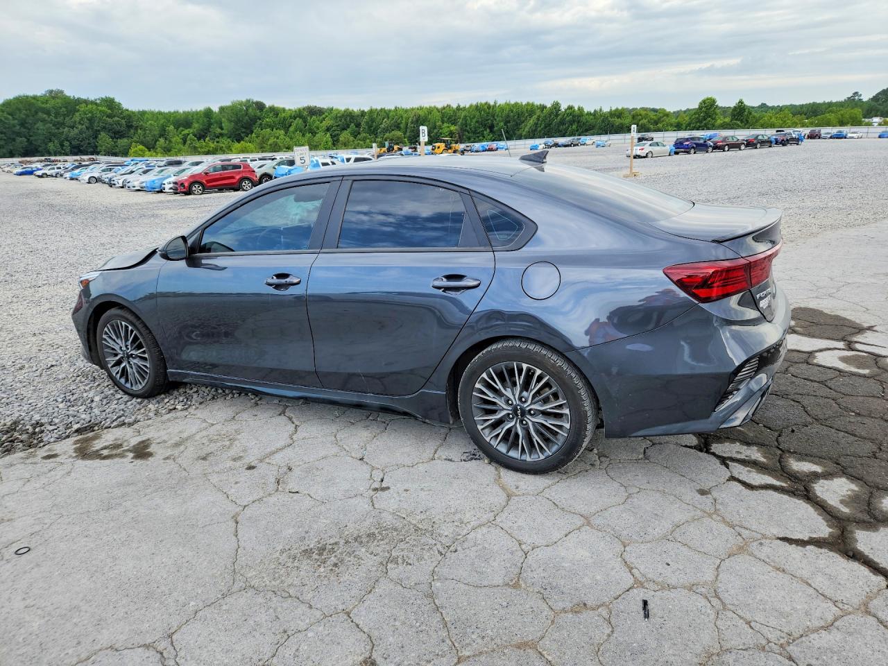 2023 KIA FORTE GT LINE — снимка 2