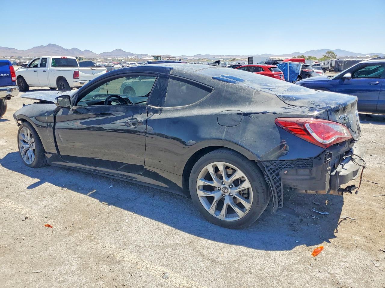 2016 HYUNDAI GENESIS 3.8L — снимка 2