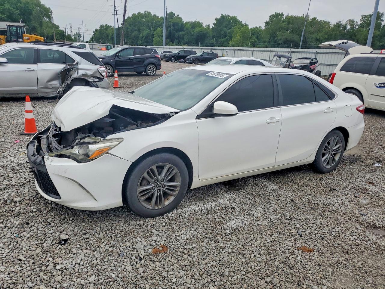 2017 TOYOTA CAMRY SE