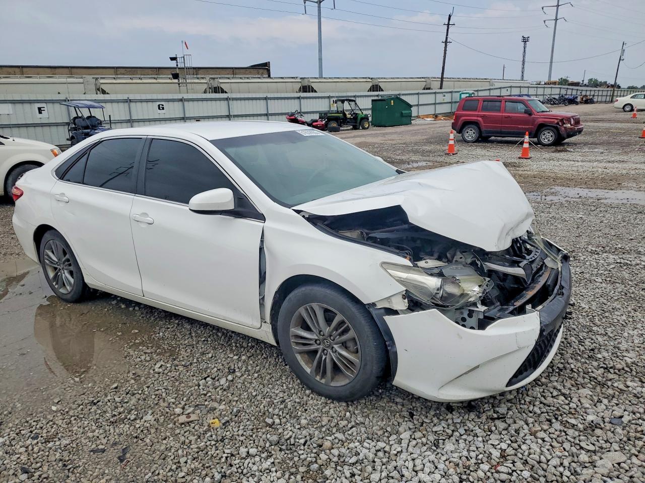2017 TOYOTA CAMRY SE — снимка 4