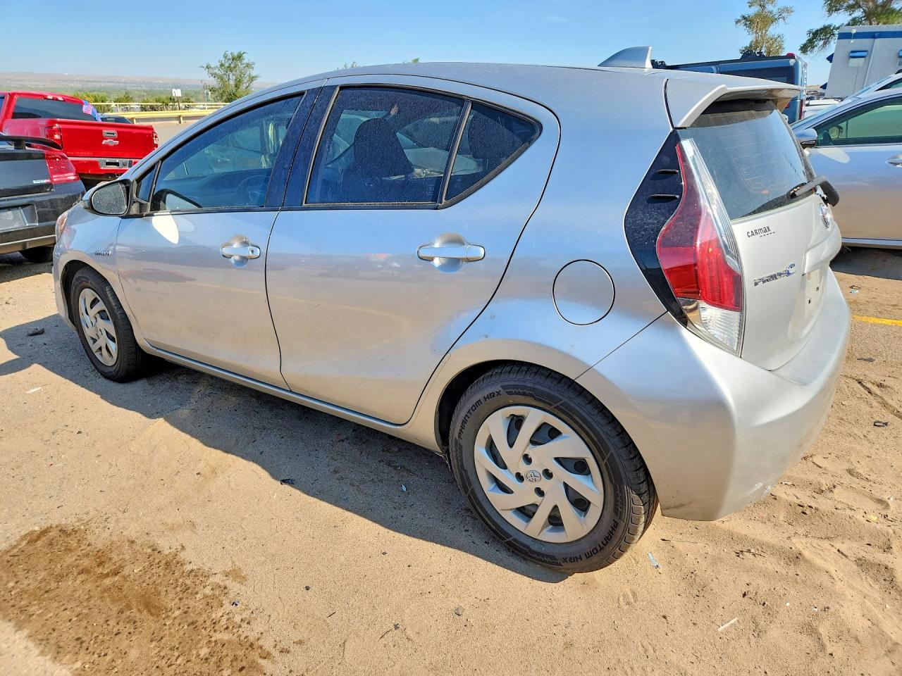 2015 TOYOTA PRIUS C TWO — снимка 2
