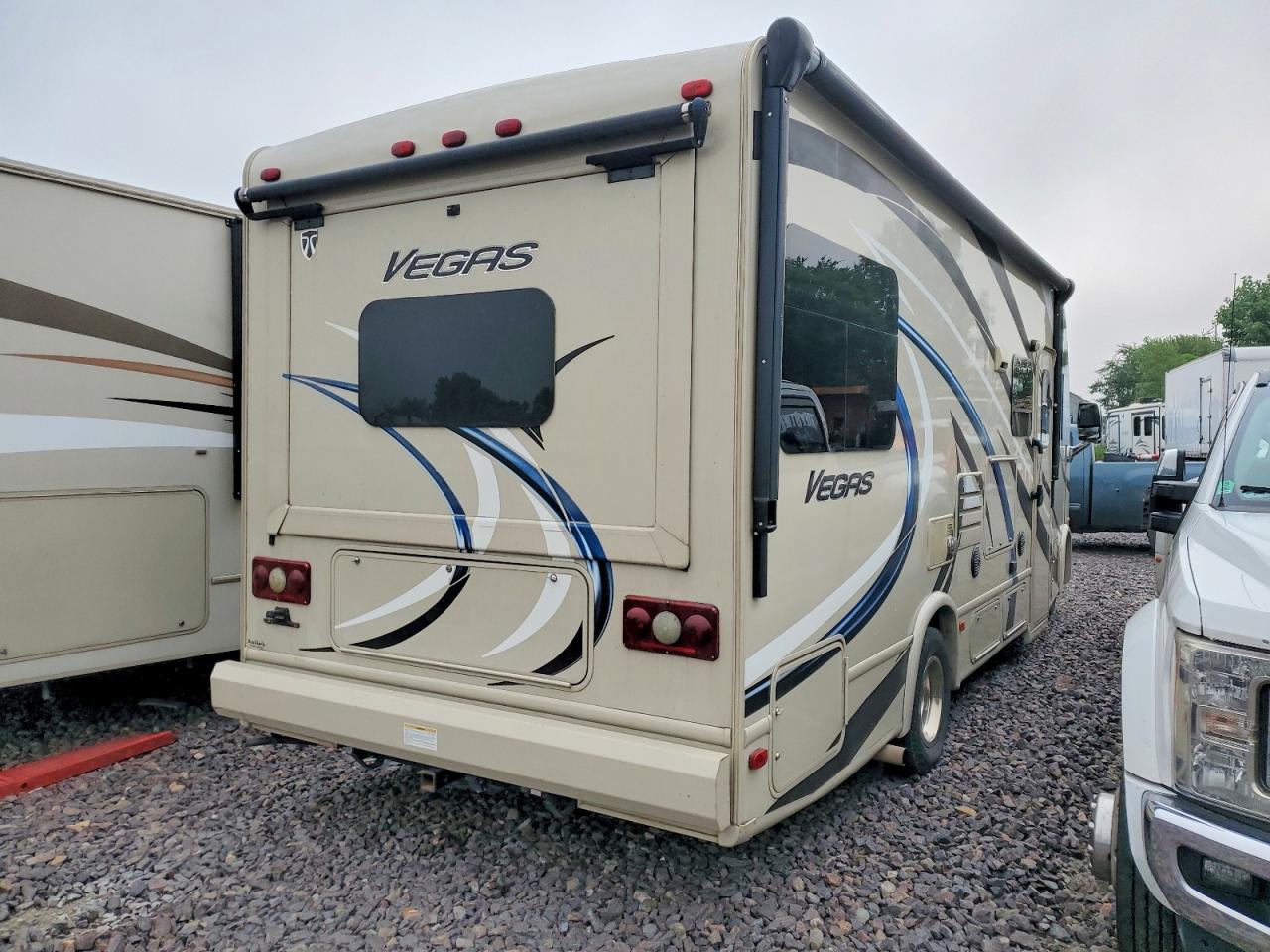 2015 FORD UNKNOWN E350 SUPER DUTY STRIPPED CHASS — снимка 4