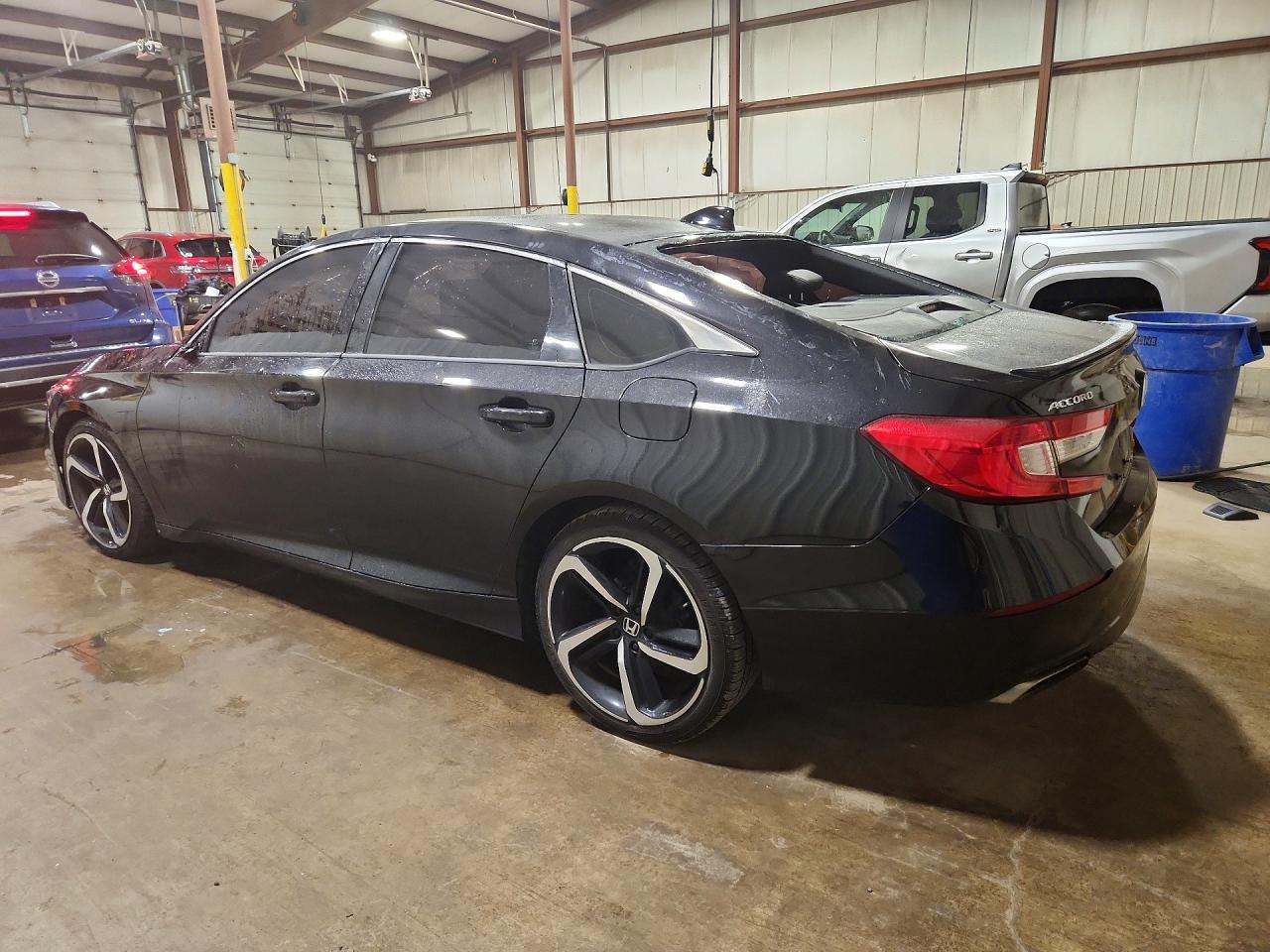 2018 HONDA ACCORD SPORT — снимка 2