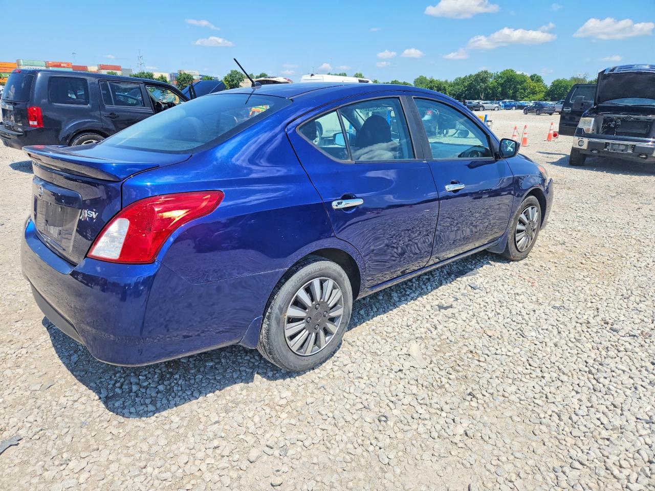 2018 NISSAN VERSA SV — снимка 3